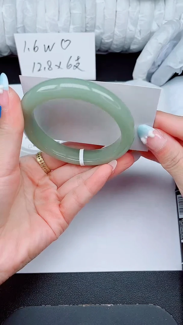 未镶嵌手镯石英质玉248-60/61