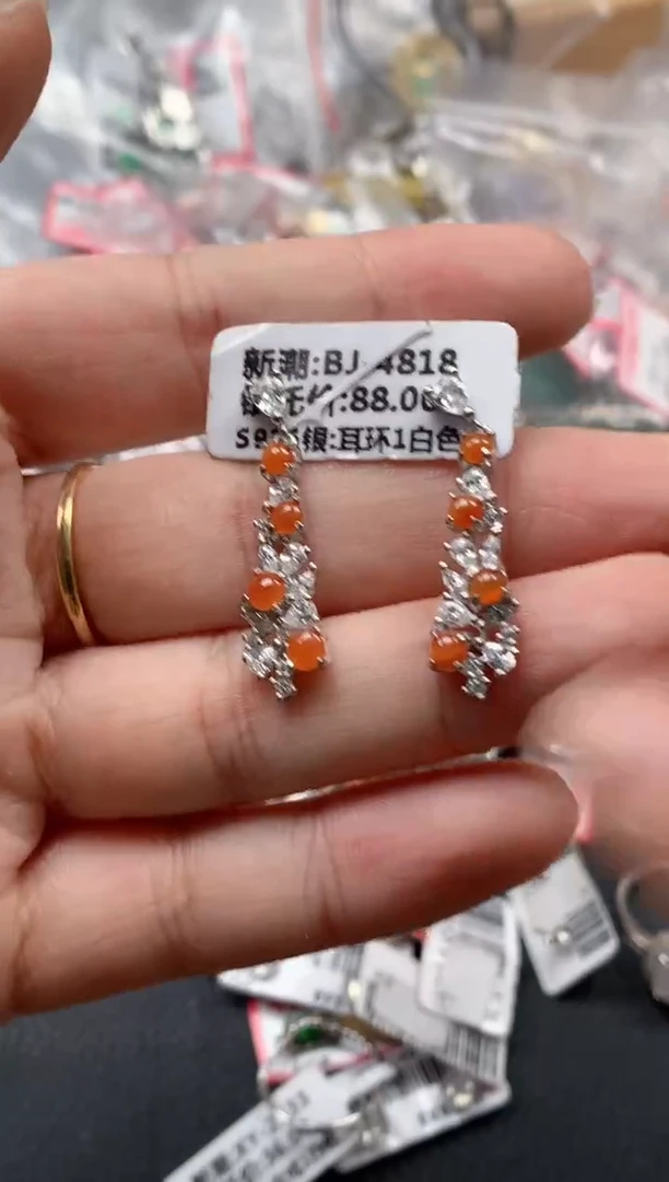 翡翠戒指银S925镶嵌天然A货缅甸翡翠