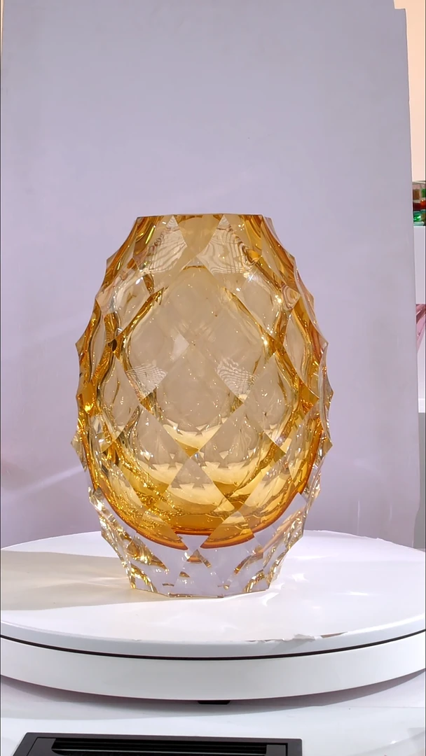 J**M茶金色菠萝款花器