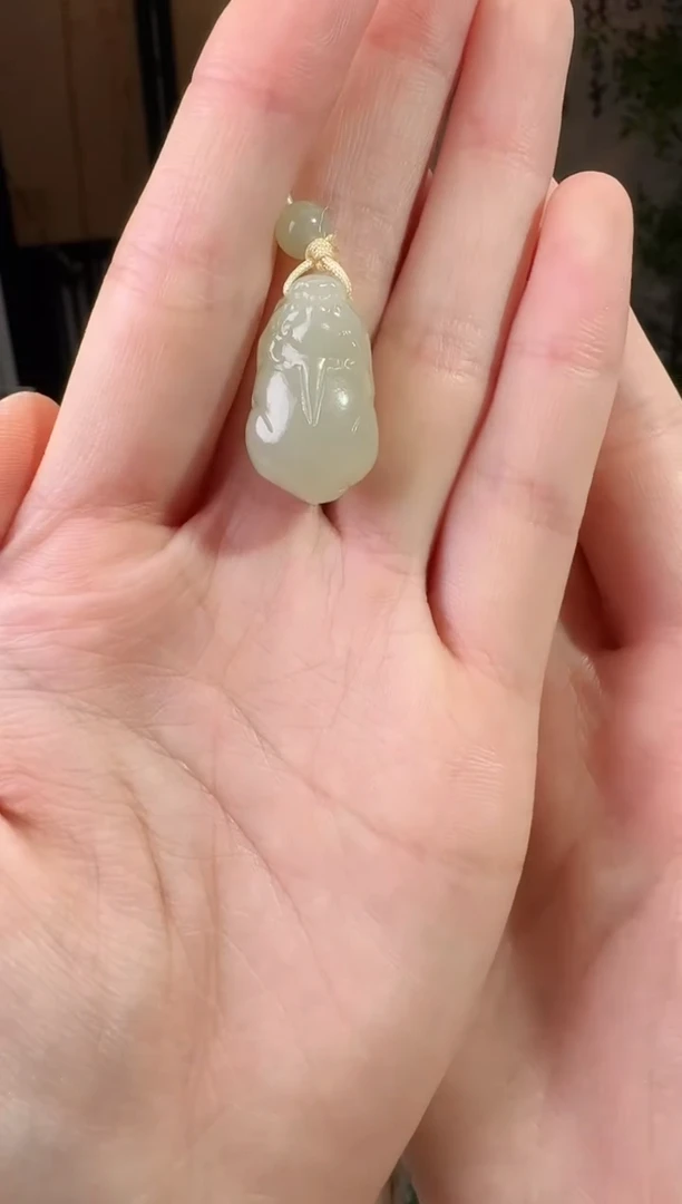 和田玉未镶嵌颈饰貔貅P