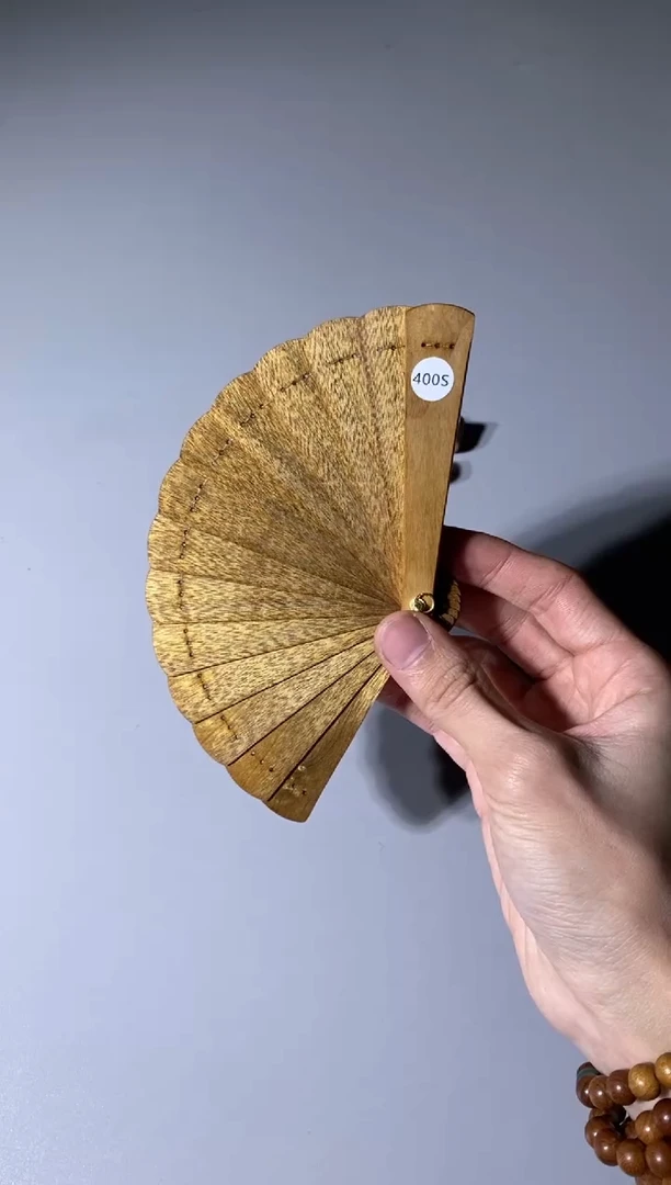 【闪购商品】金丝楠木雕400号10cm金丝楠木小叶桢楠掌中扇