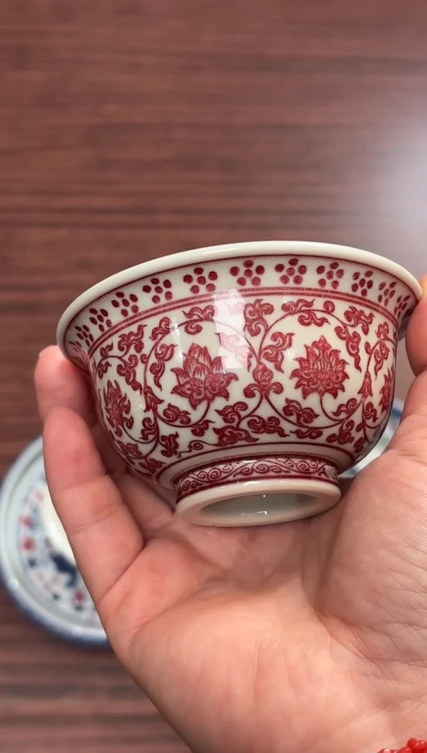 【闪购商品】其他全红缠枝压手