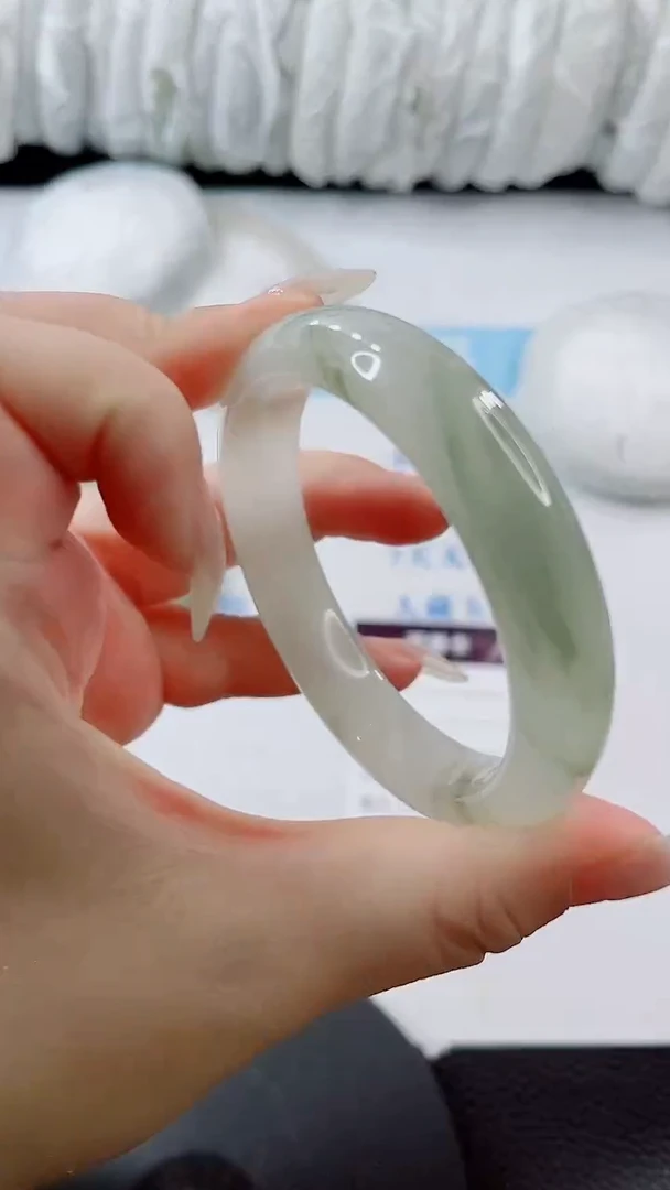 未镶嵌手镯石英质玉多样性发货L422