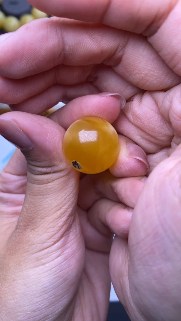 裸石琥珀未镶嵌大小姐珠宝20