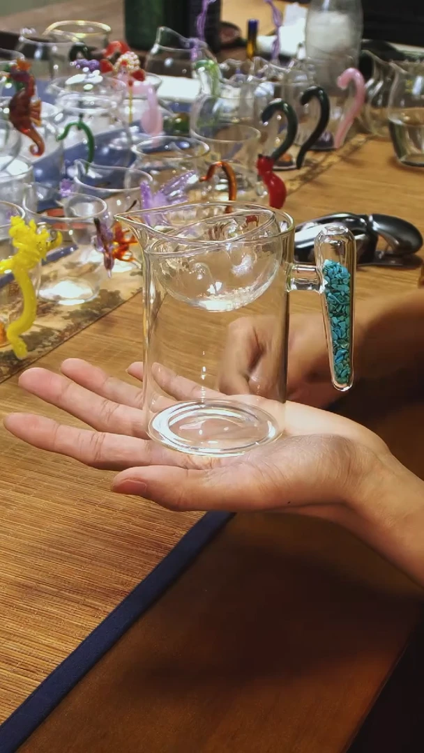 【闪购商品】绿松石半月公杯晶焱金标