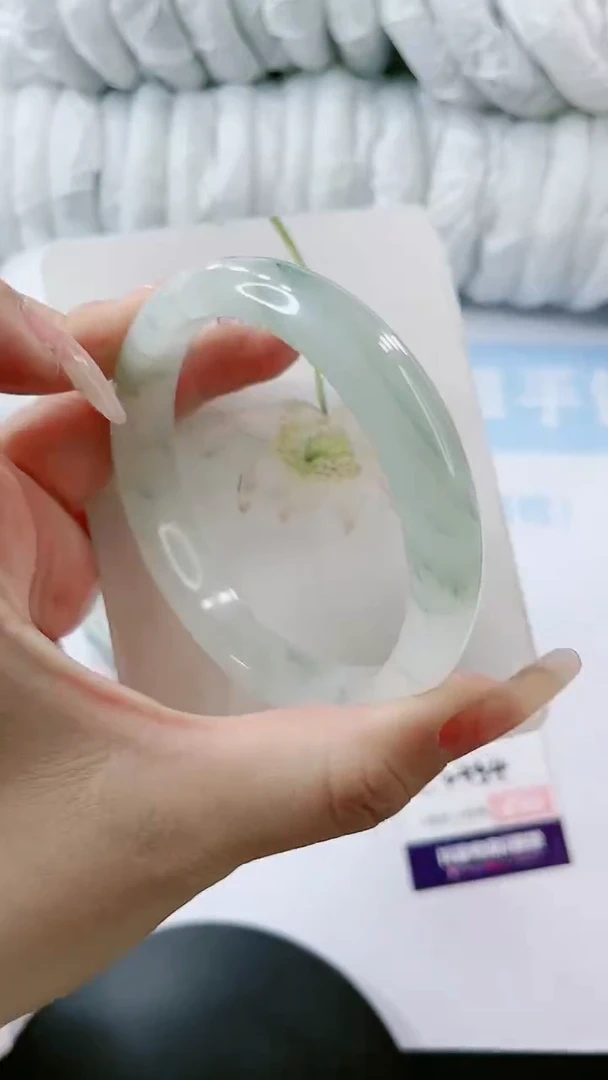 【闪购商品】石英质玉手镯未镶嵌多样性发货L554-62