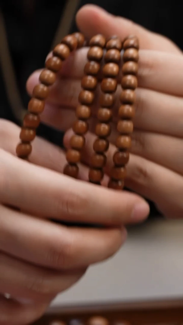 檀香木手串/手链老山檀香7*8老型多圈108颗白檀香