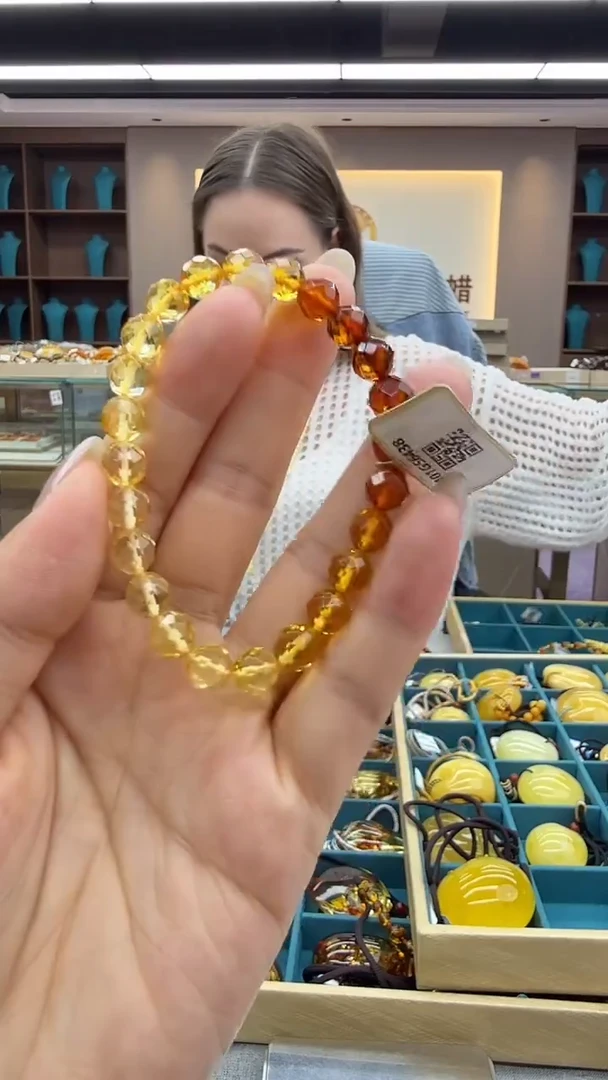 手链琥珀未镶嵌45秒拍号 假一罚三