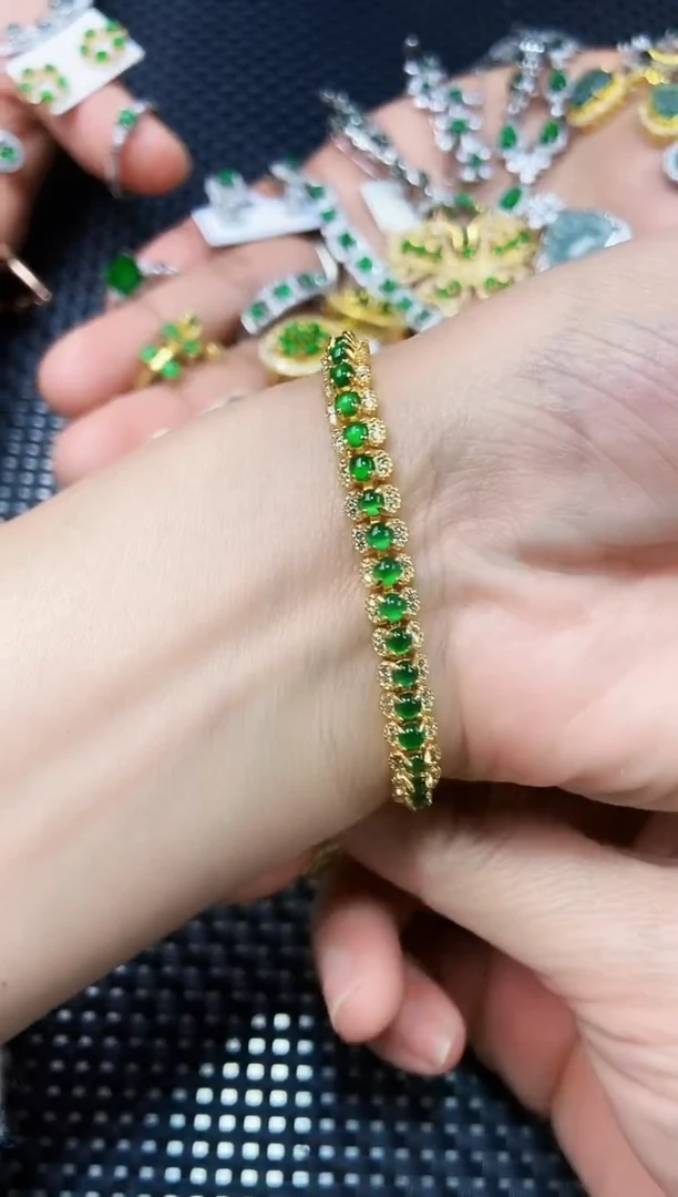 【闪购商品】翡翠手链未镶嵌11111111111