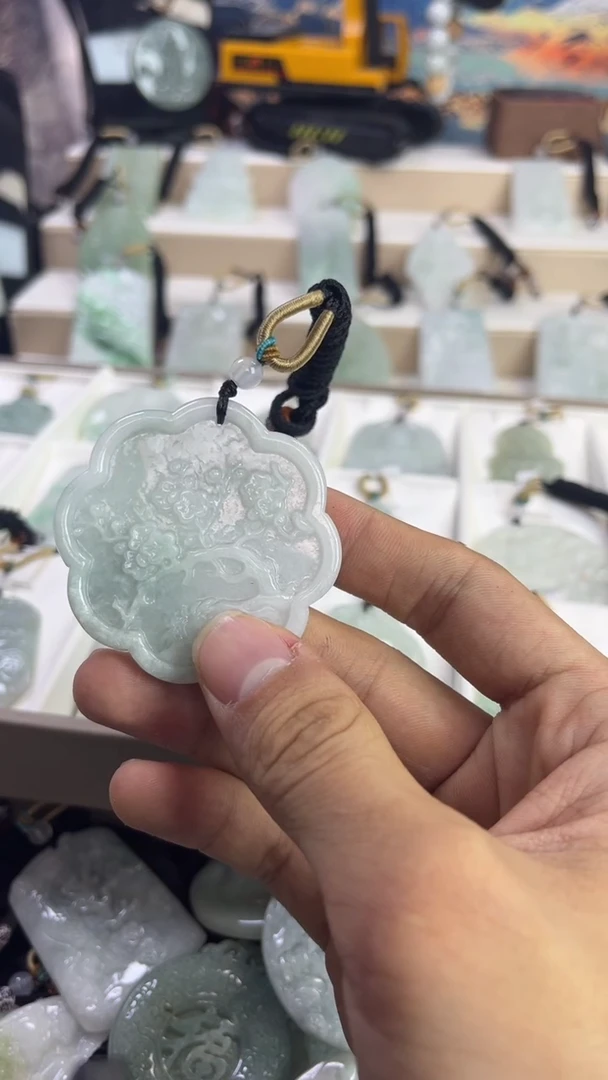 颈饰未镶嵌翡翠/9/4      003