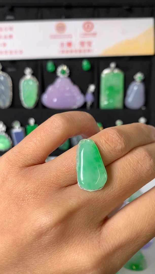 未镶嵌定制翡翠裸石（镶嵌定制）