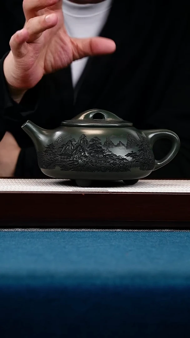 茶壶紫砂可能三足石瓢