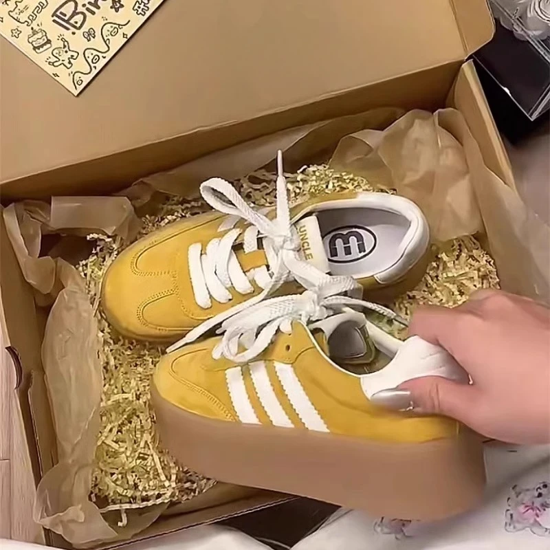 三福黄色运动鞋女2025款春季厚底德训鞋糖果色板鞋百搭增高休闲鞋