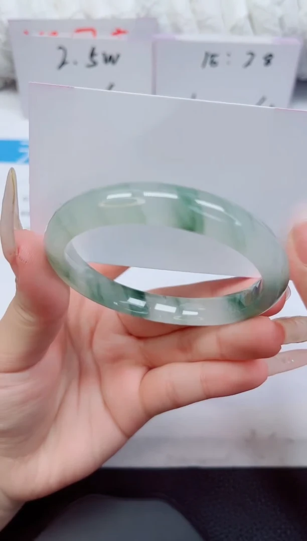 未镶嵌手镯石英质玉124-56/57