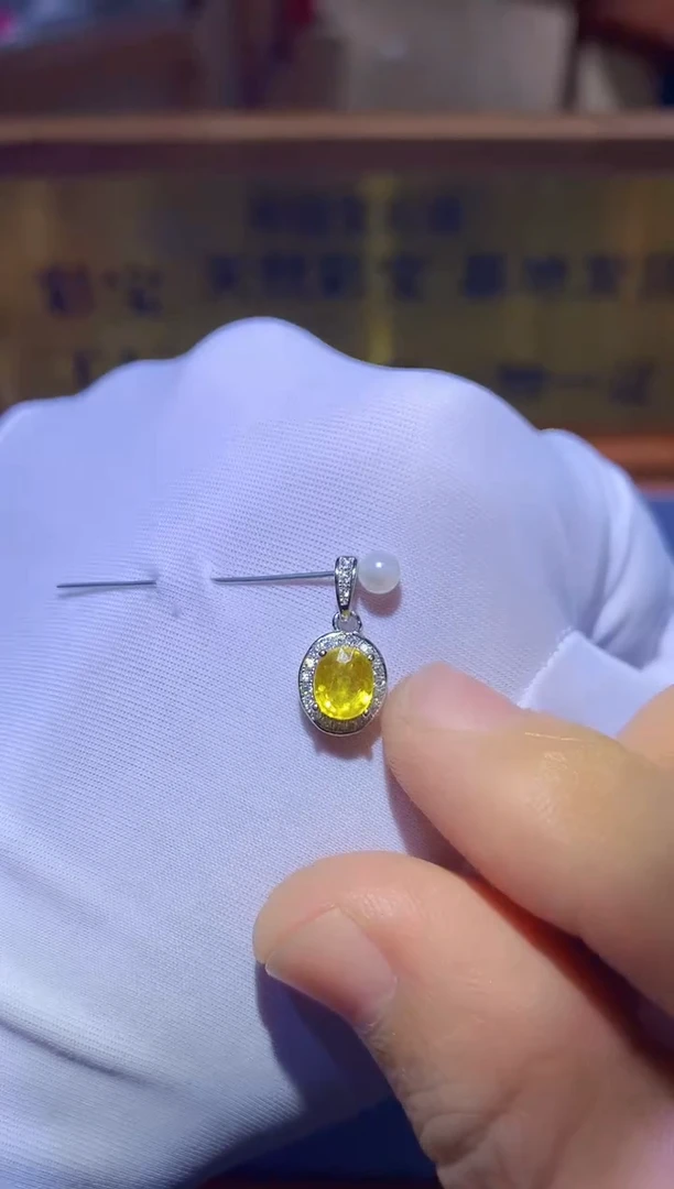 【闪购商品】蓝宝石颈饰银S925镶嵌........