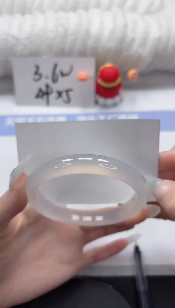 石英质玉手镯未镶嵌A320-63