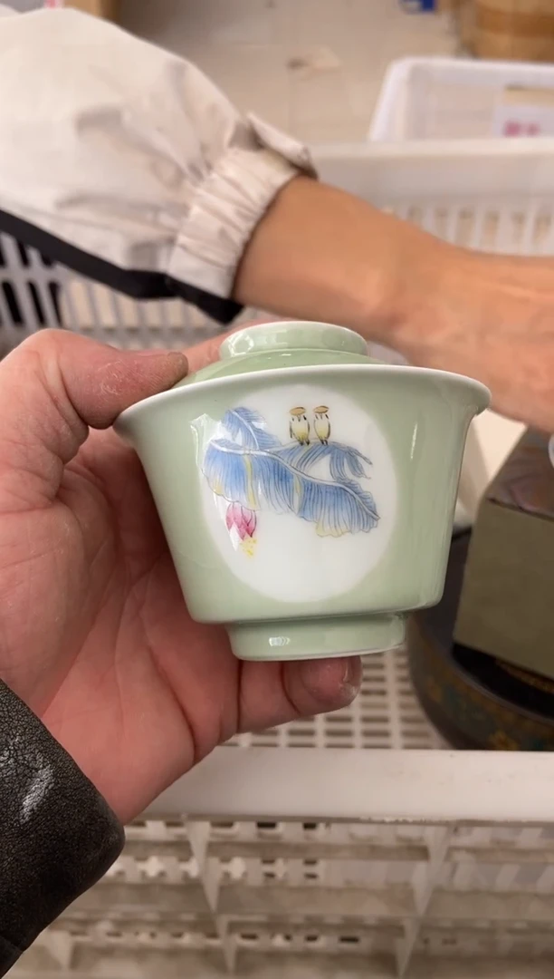 杯无运费险有瑕疵的摄影的产品有使用过的痕迹有点脏介意勿拍