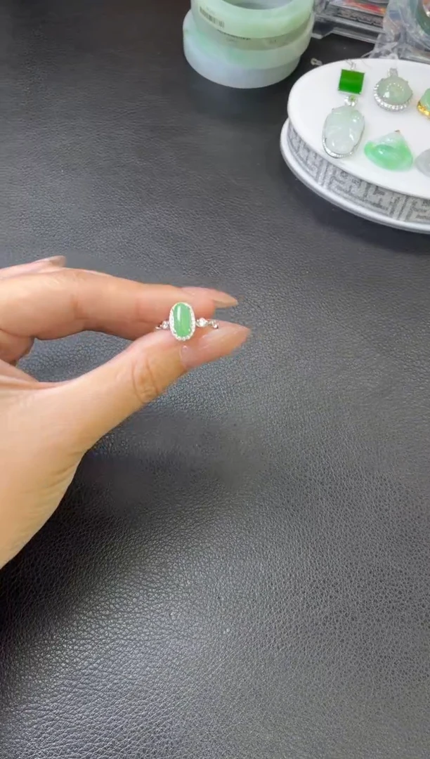 银S925镶嵌戒指翡翠士***?戒指