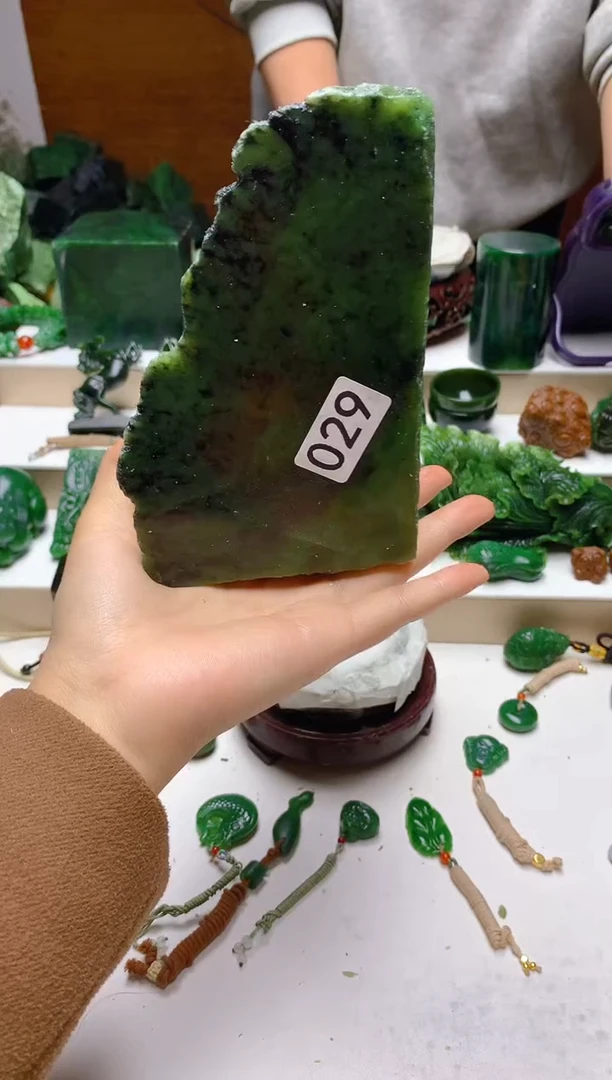 未镶嵌和田玉珠宝半成品11