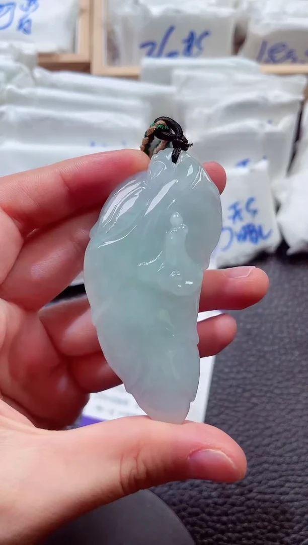 颈饰未镶嵌翡翠00007882