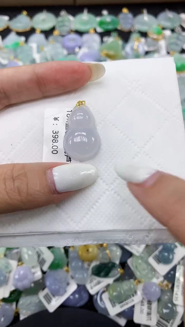 颈饰18K金镶嵌翡翠11111111111