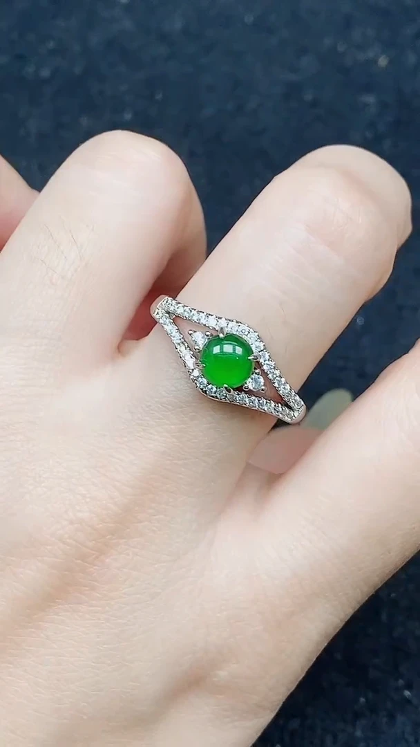 颈饰未镶嵌翡翠天然A货翡翠，保A保真