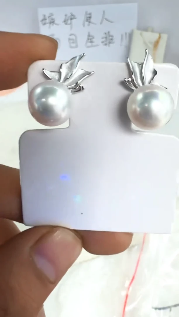 银S925镶嵌淡水珍珠耳饰耳钉