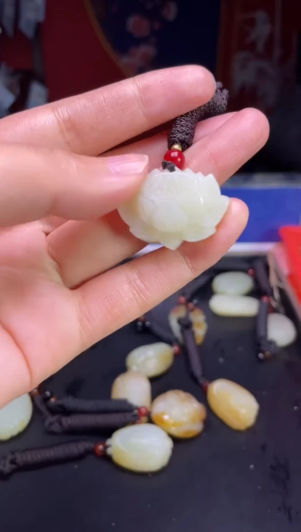 颈饰未镶嵌和田玉123