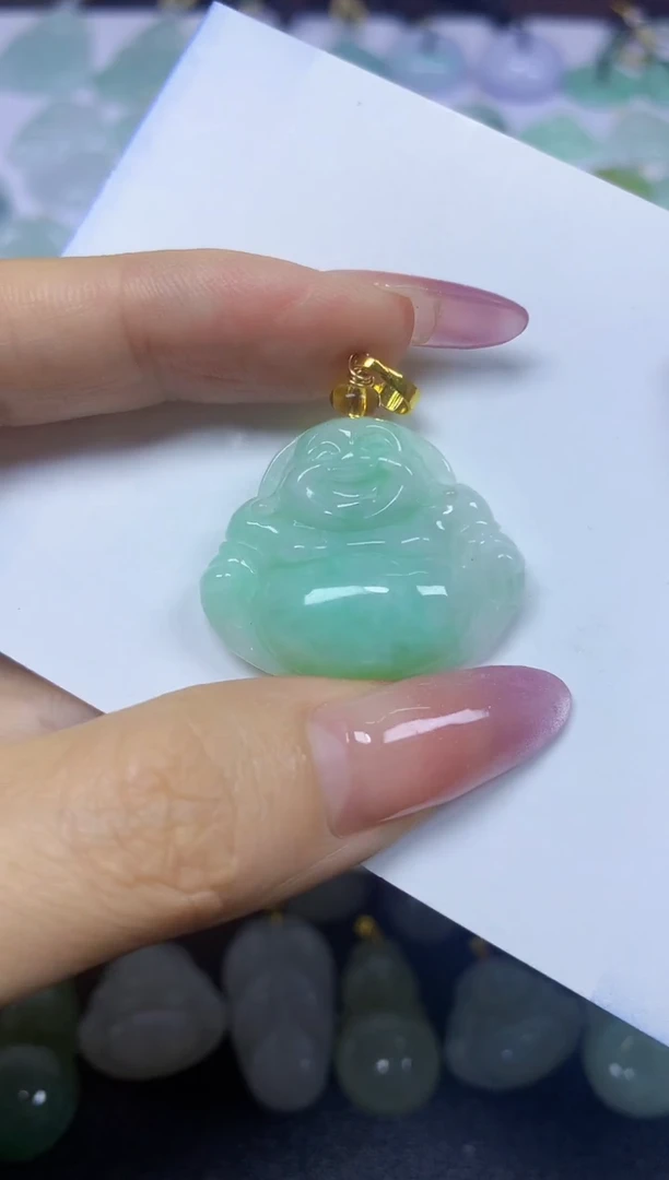 翡翠未镶嵌颈饰挂件
