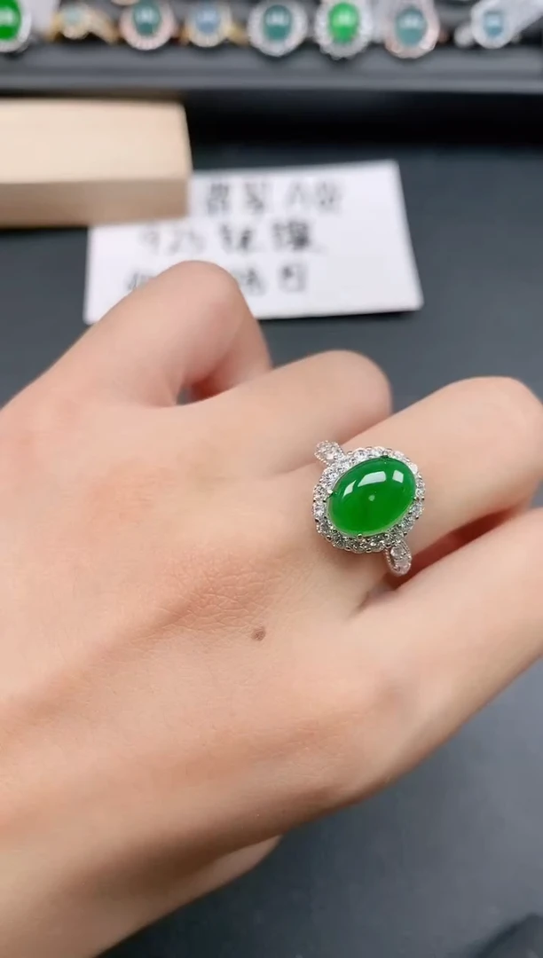 银S925镶嵌戒指翡翠1111