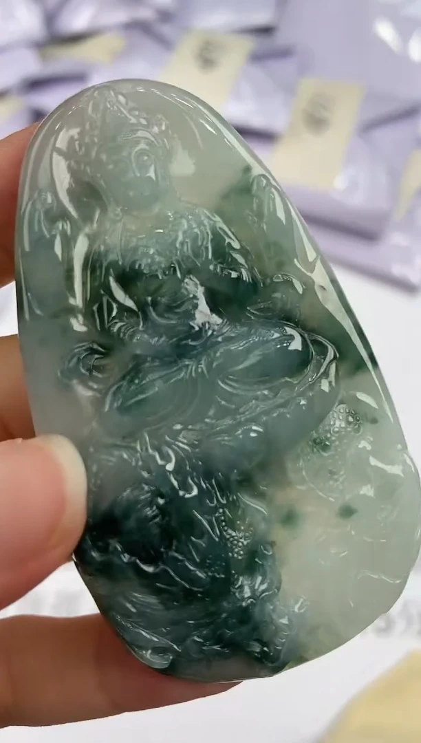 未镶嵌挂件翡翠354093     多人