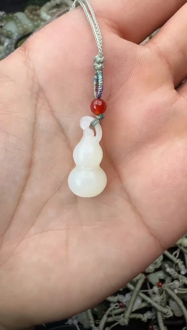 颈饰未镶嵌和田玉拍一发一