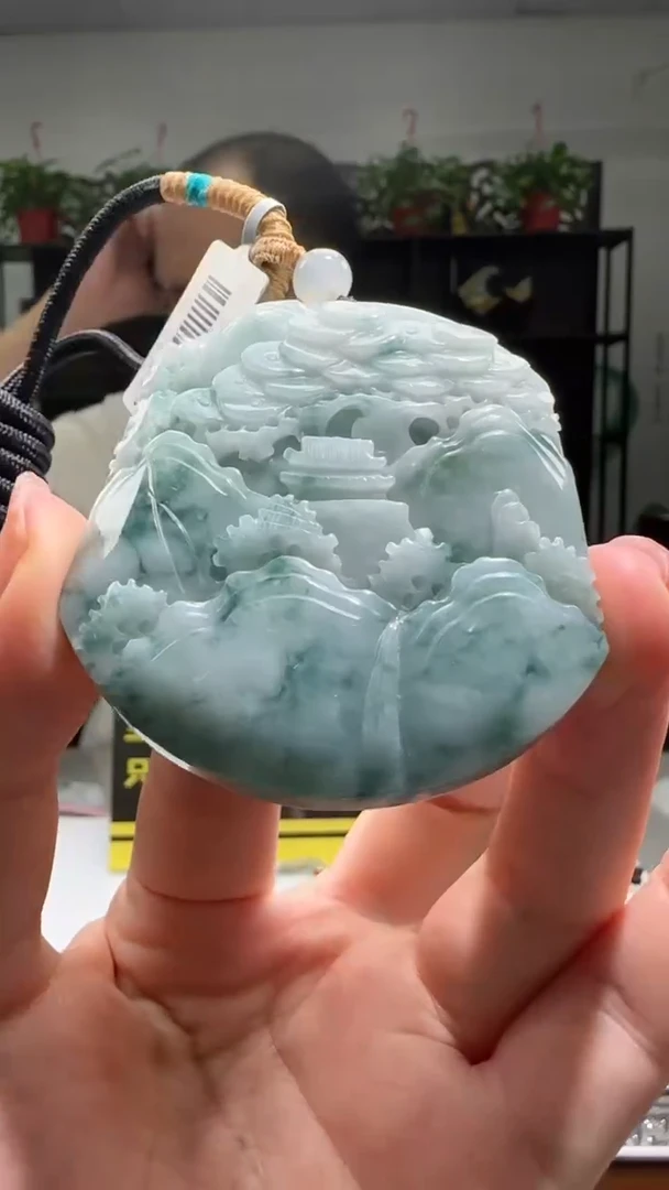 【闪购商品】翡翠颈饰未镶嵌天然翡翠A货吊坠