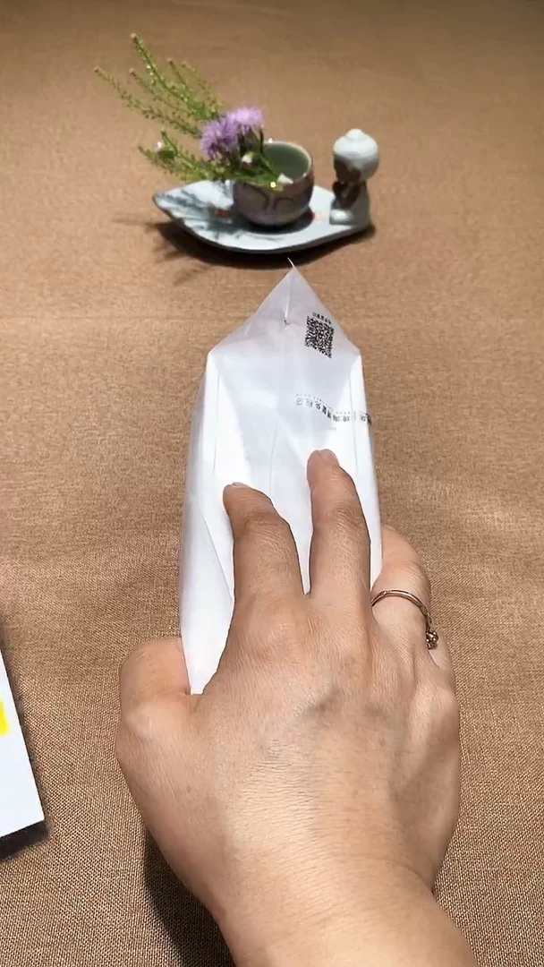 瓷片碗碟好物一件不留@@1
