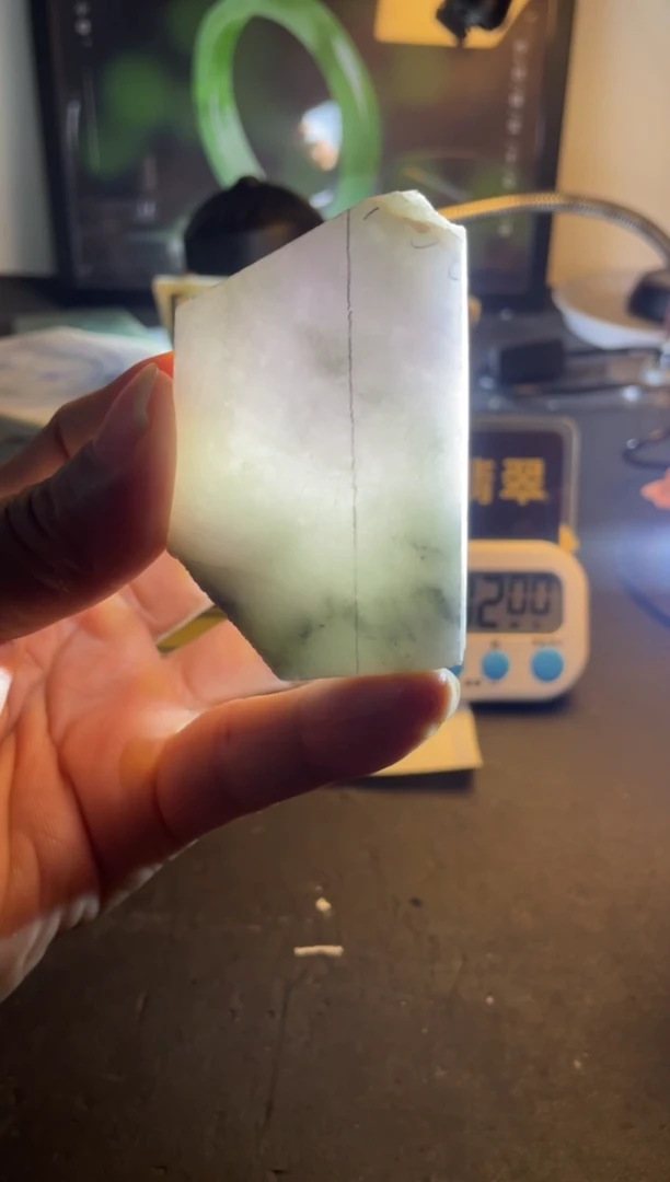 颈饰未镶嵌翡翠梧*翡翠