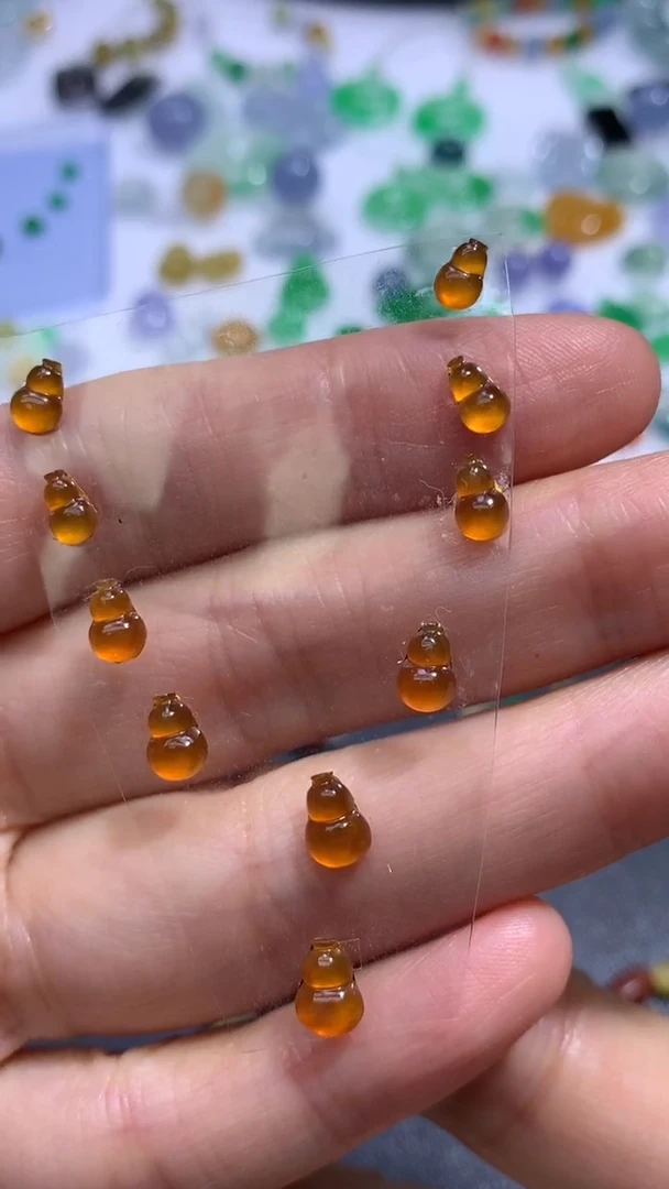 未镶嵌定制翡翠未镶嵌 定制翡翠