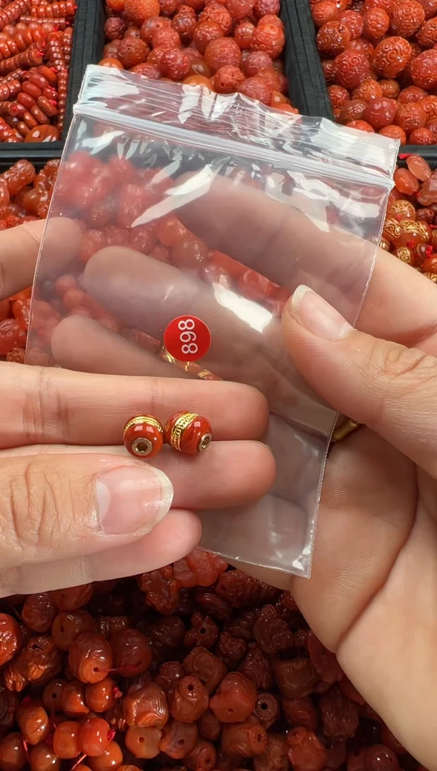 【闪购商品】南红玛瑙颈饰未镶嵌1