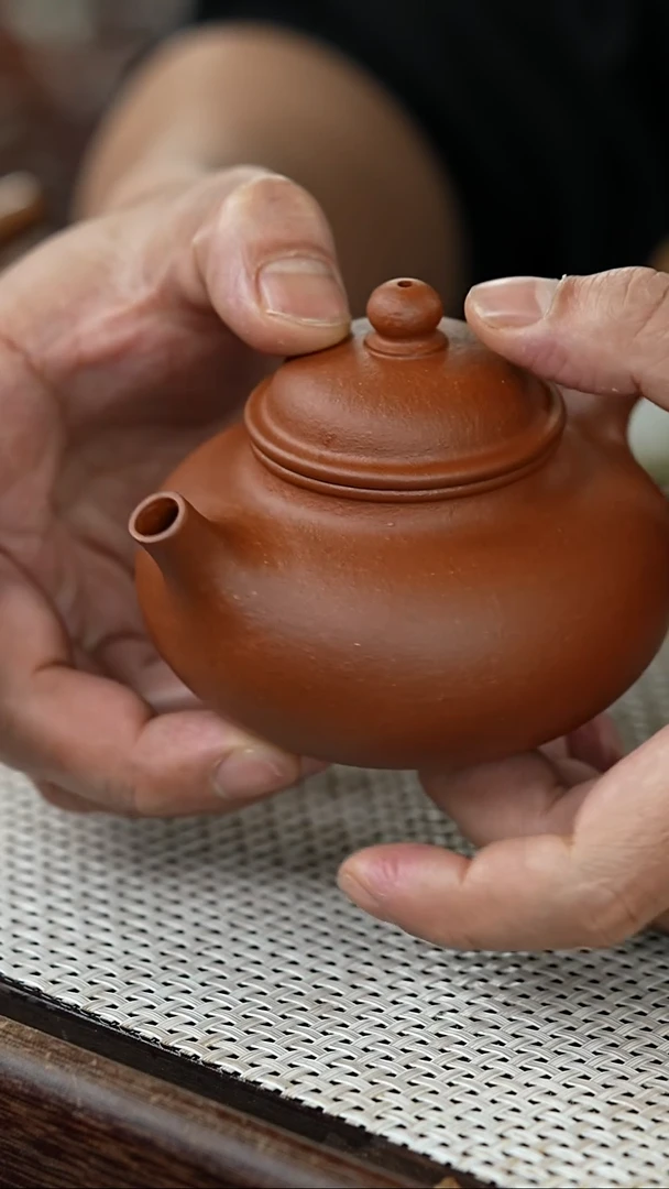 【闪购商品】紫砂茶壶@@HT15692徐国良容天