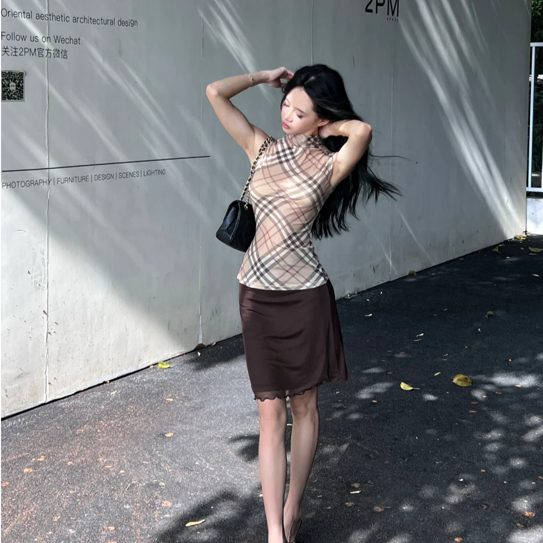 经典格纹半高领高透轻薄背心+夏季薄纱性感显瘦修身短裙半身裙