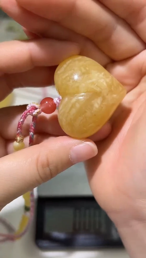 裸石琥珀未镶嵌琥珀蜜蜡吊坠