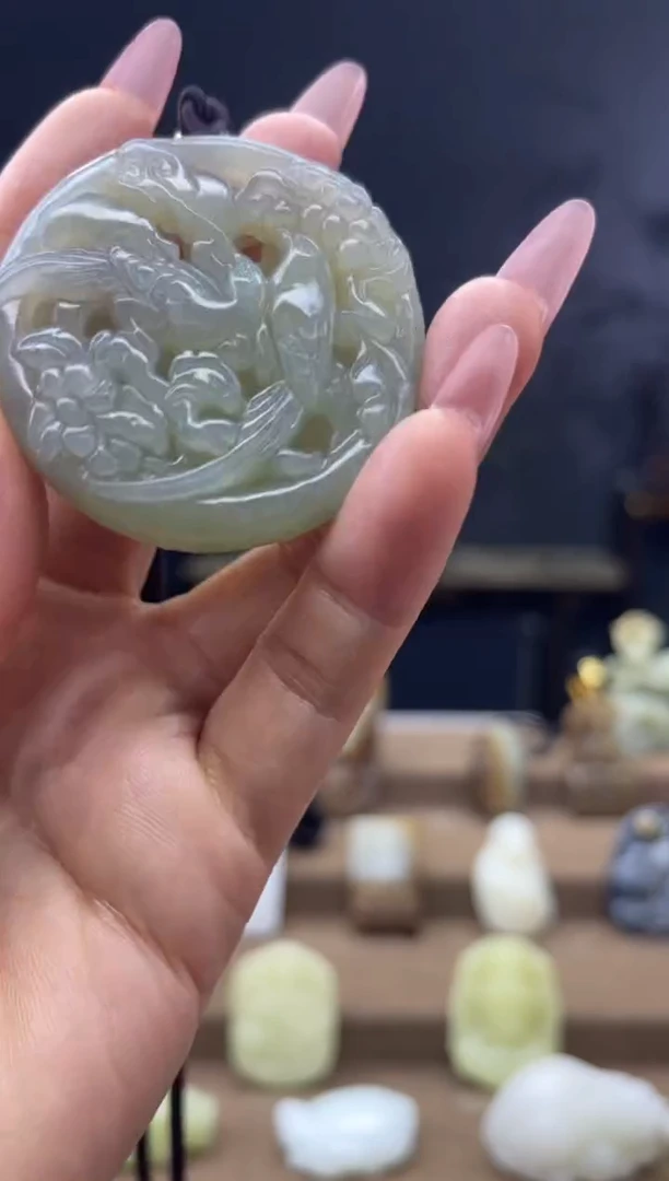 颈饰未镶嵌和田玉1