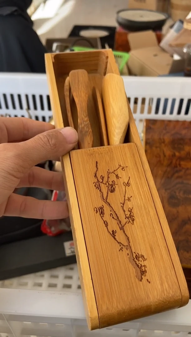 杯子瓷无运费险有瑕疵的摄影的产品有使用过的痕迹有点脏介意勿拍