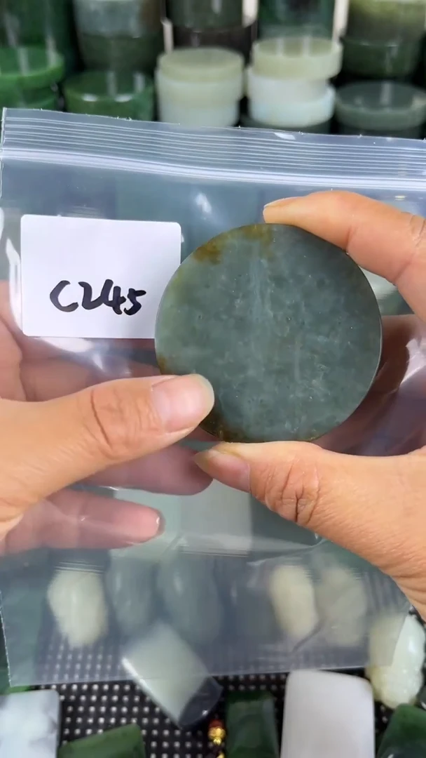 和田玉未镶嵌珠宝半成品镯芯