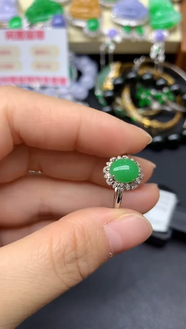 18K金镶嵌戒指翡翠106-翡翠雪姐天天见