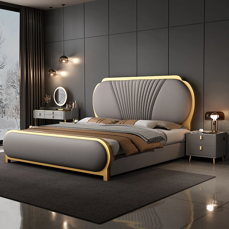 意式真皮轻奢现代简约双人床主卧大床婚床1.8软包床公主床真皮床