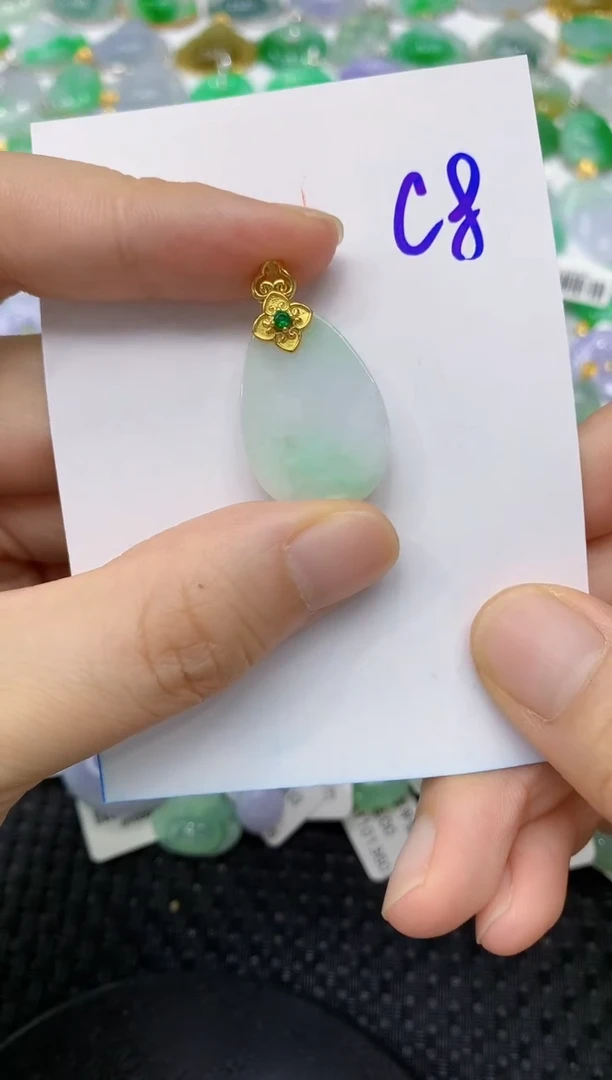 翡翠未镶嵌颈饰1111111111