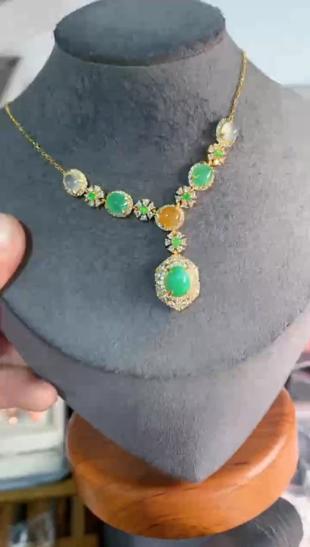 银S925镶嵌戒指翡翠888    7