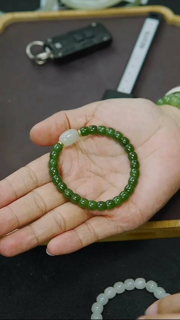 未镶嵌手串和田玉7mm碧玉手串