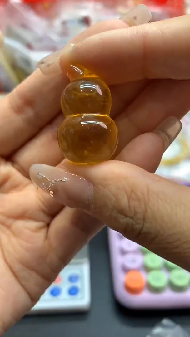 未镶嵌琥珀珠宝奇石2693