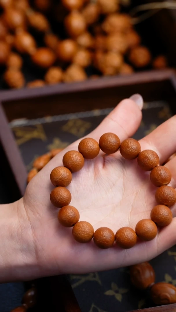 【闪购商品】橄榄核吊坠苏工橄榄核